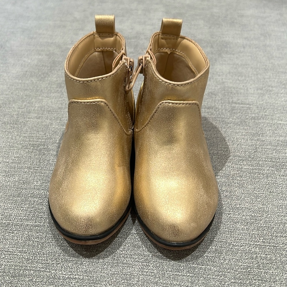 Cat & Jack toddler gold boots size 6